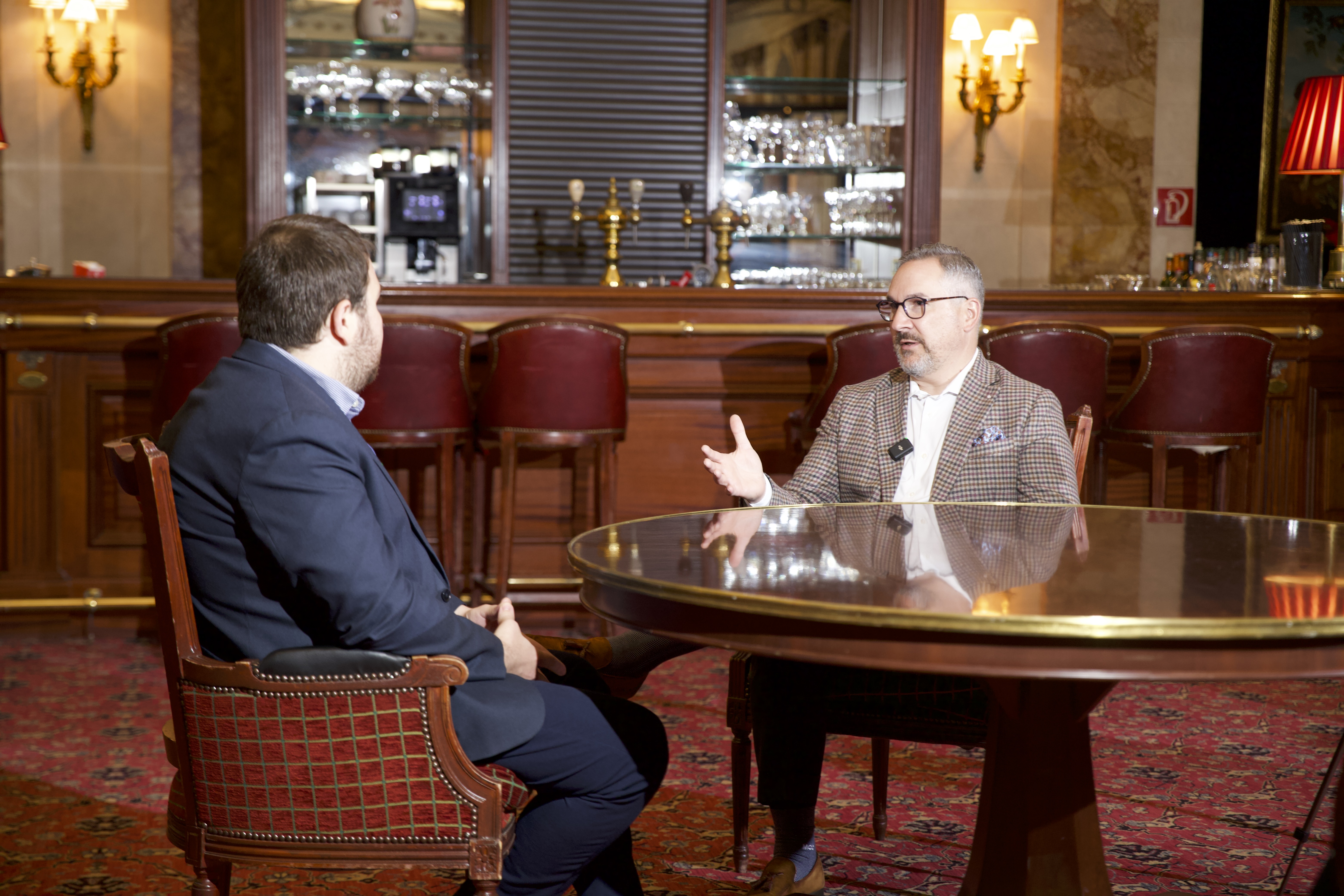 One-on-one consulting conversation